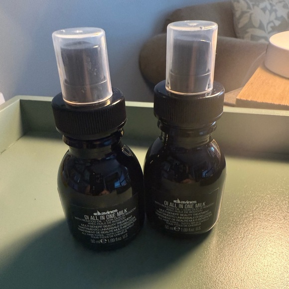 Davines OI All In One Milk - Black Bottles - Picture 1 of 4